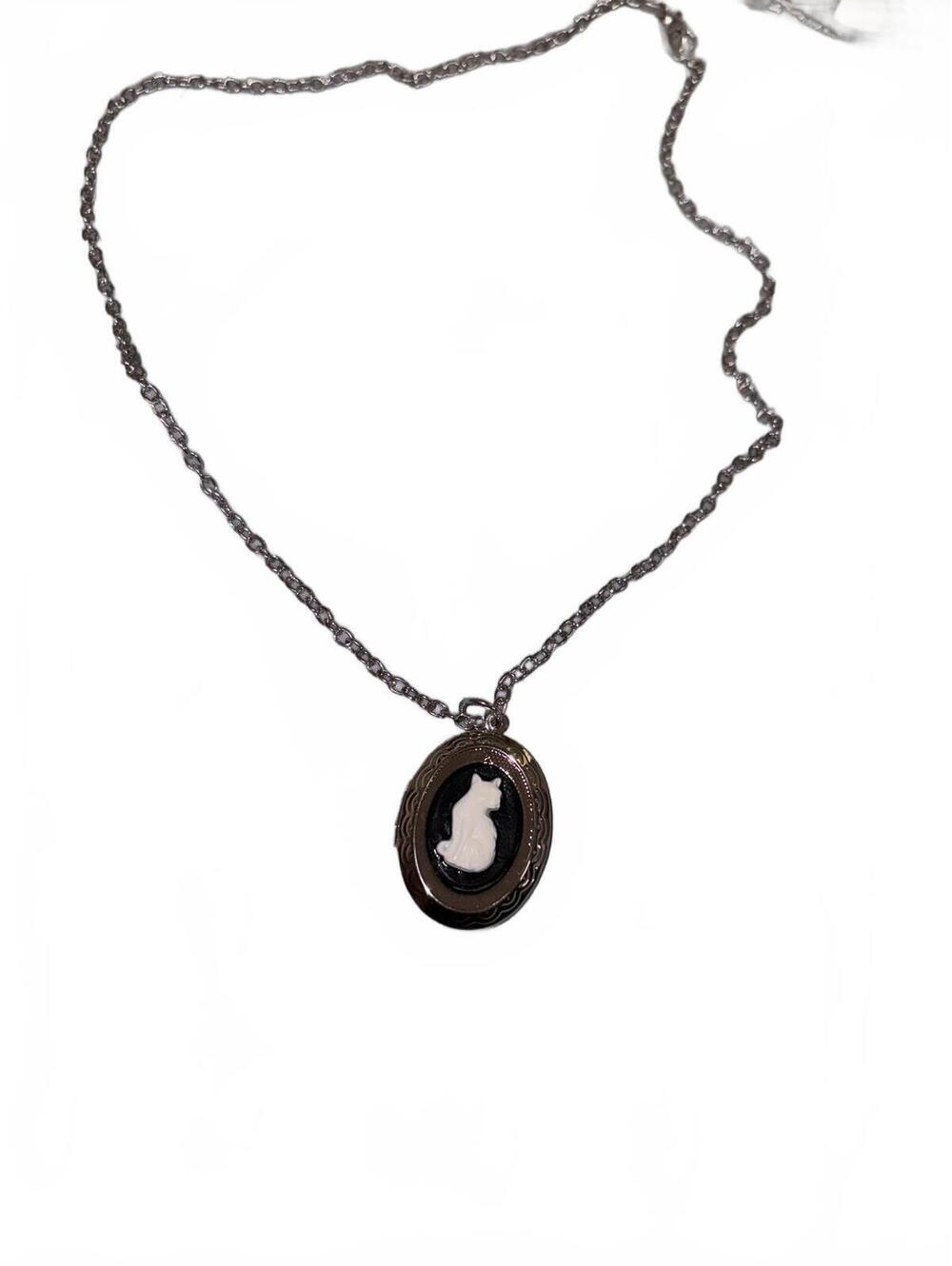 Vintage Style Silver Cameo Locket Necklace with Cat Silhouette